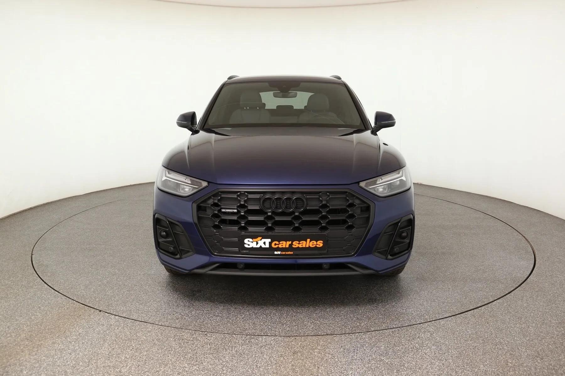 Audi Q5 40 TDI quattro S line — Foto 1