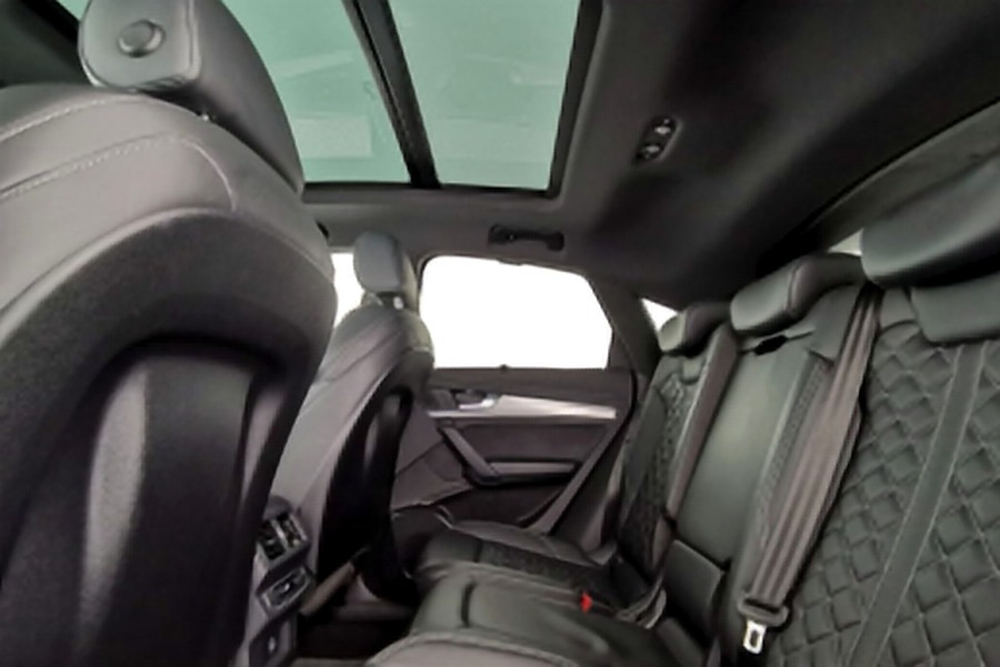 Audi Q5 Sportback 40 TDI quattro S line — Foto 6