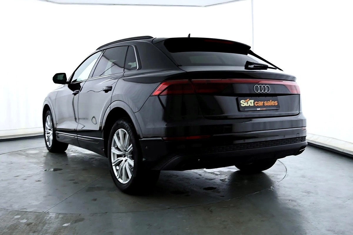 Audi Q8 45 TDI quattro — Foto 4