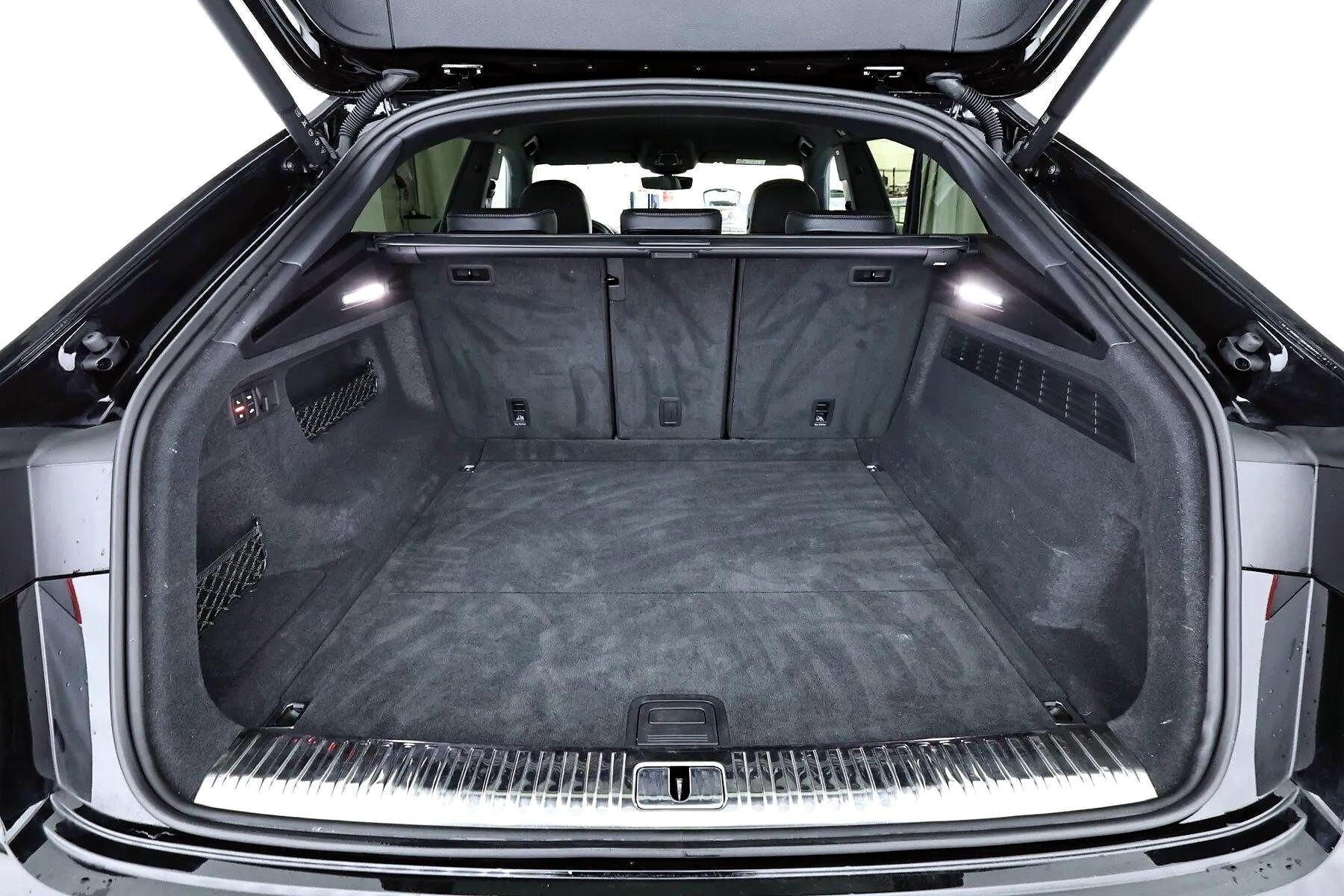 Audi Q8 45 TDI quattro — Foto 6