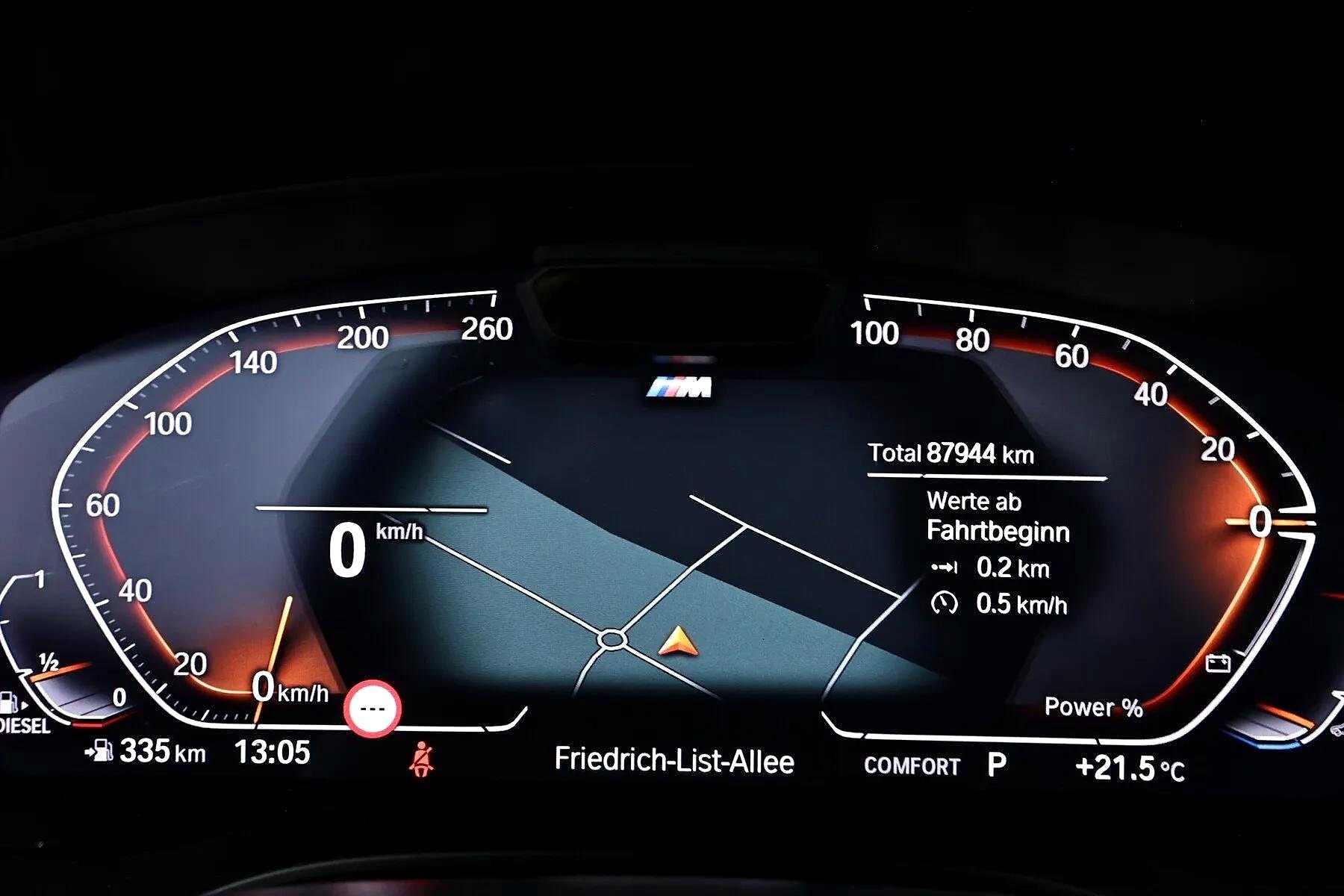 BMW 530d M Sport Touring — Foto 7