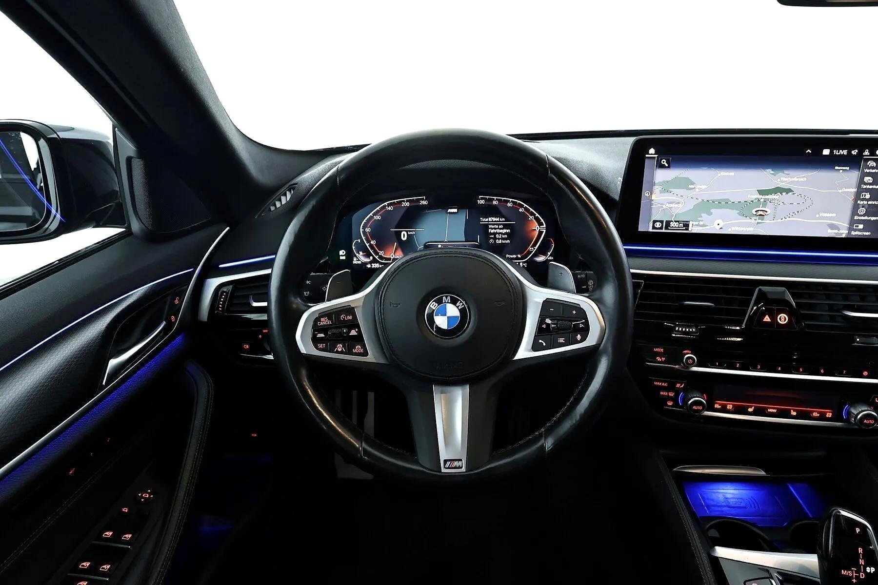 BMW 530d M Sport Touring — Foto 10