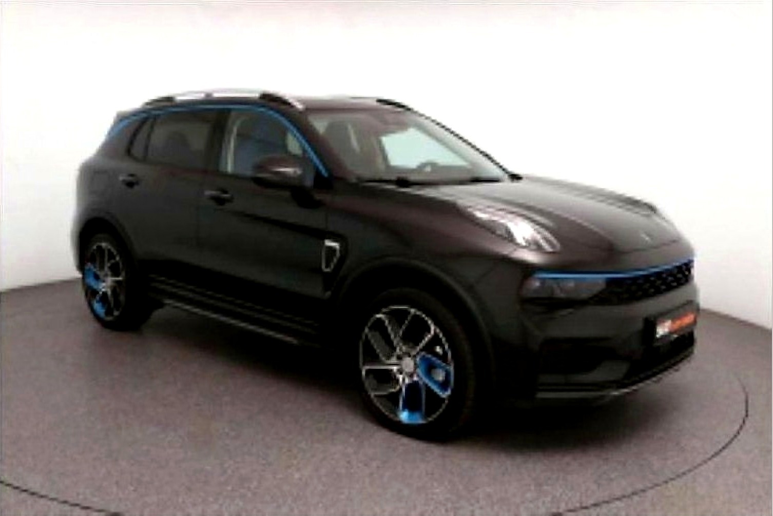 Lynk & Co 01 1.5 PHEV — Foto 1