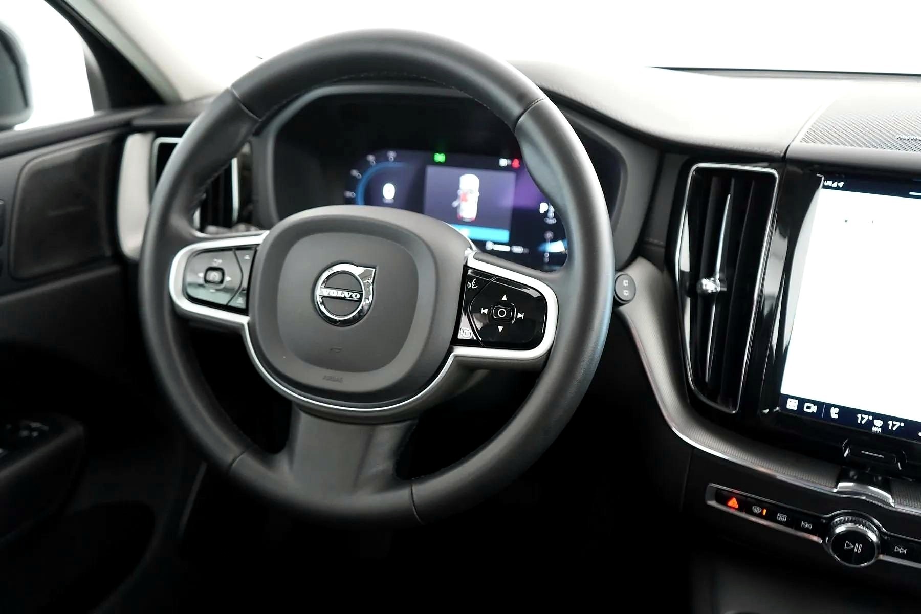 VOLVO XC60 B4 Ultimate — Foto 10
